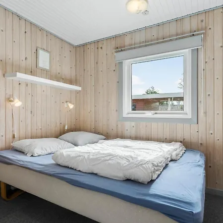 3 Bedroom Awesome In *