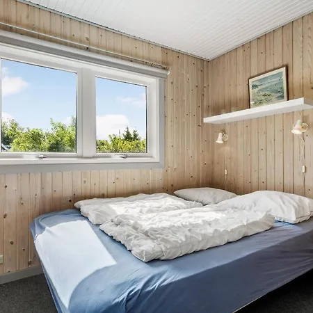 3 Bedroom Awesome In * Tarm