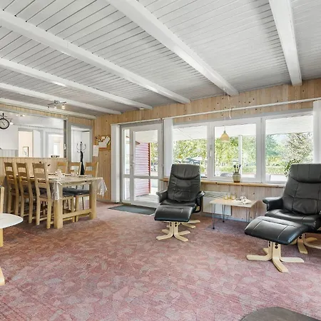 3 Bedroom Awesome In