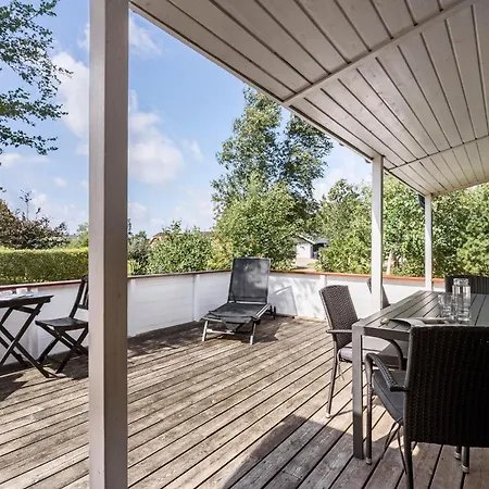 3 Bedroom Awesome In Nyaraló Tarm