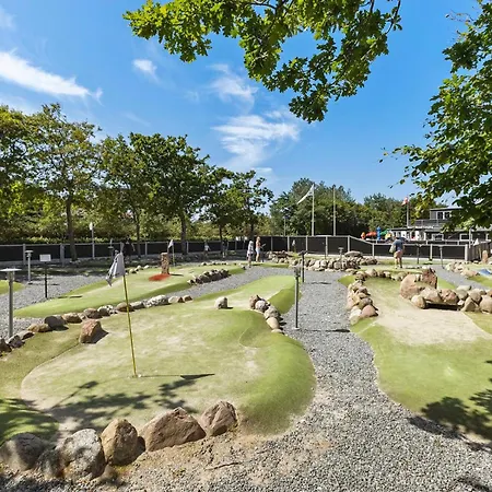 3 Bedroom Awesome In * Tarm