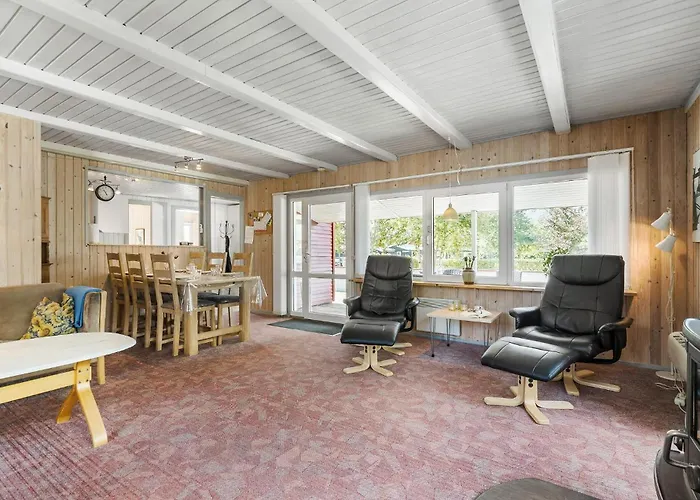 3 Bedroom Awesome In